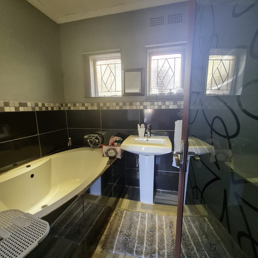 3 Bedroom Property for Sale in Sasolburg Ext 12 Free State